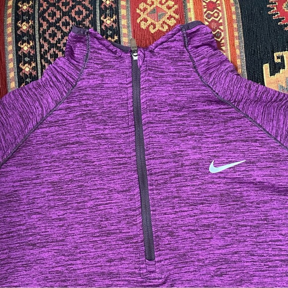 Nike Woman’s Purple Dri Fit Quarter Zip long Sleeve Activewear Workout Top Small - Picture 2 of 7